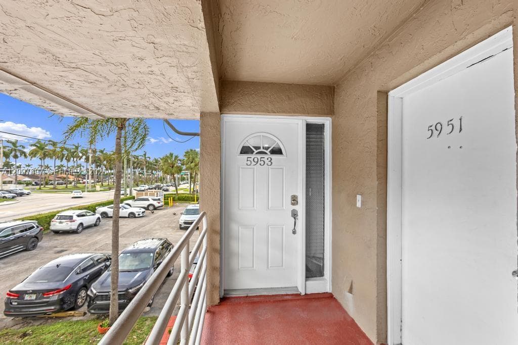 5953 W 28th Ave # 24, Hialeah FL 33016