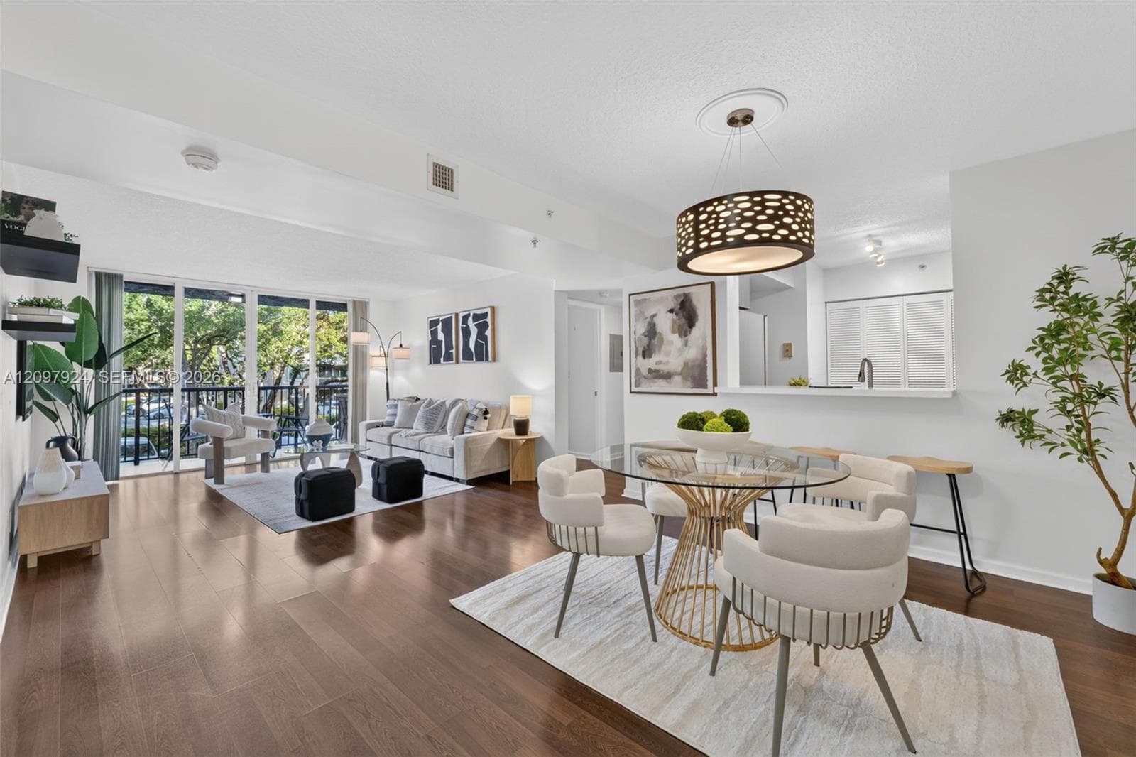 649 E Sheridan St # 203, Dania Beach FL 33004