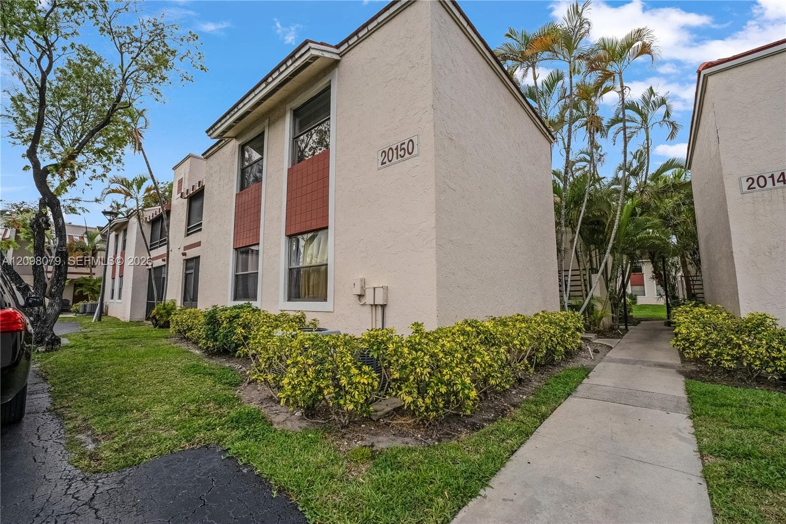 20150 NE 3rd Ct # 6, Miami FL 33179