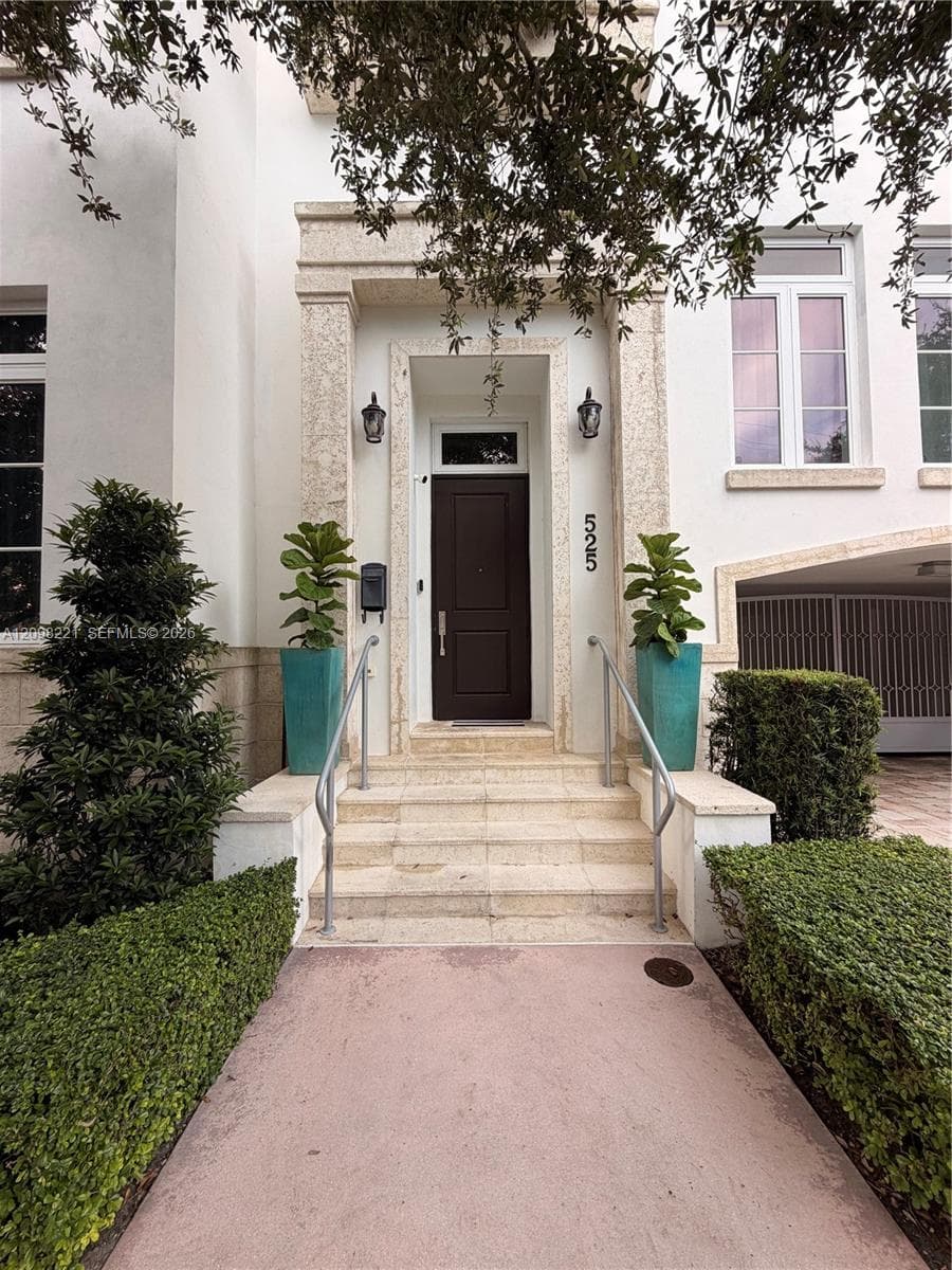525 Anastasia Ave # 525, Coral Gables FL 33134