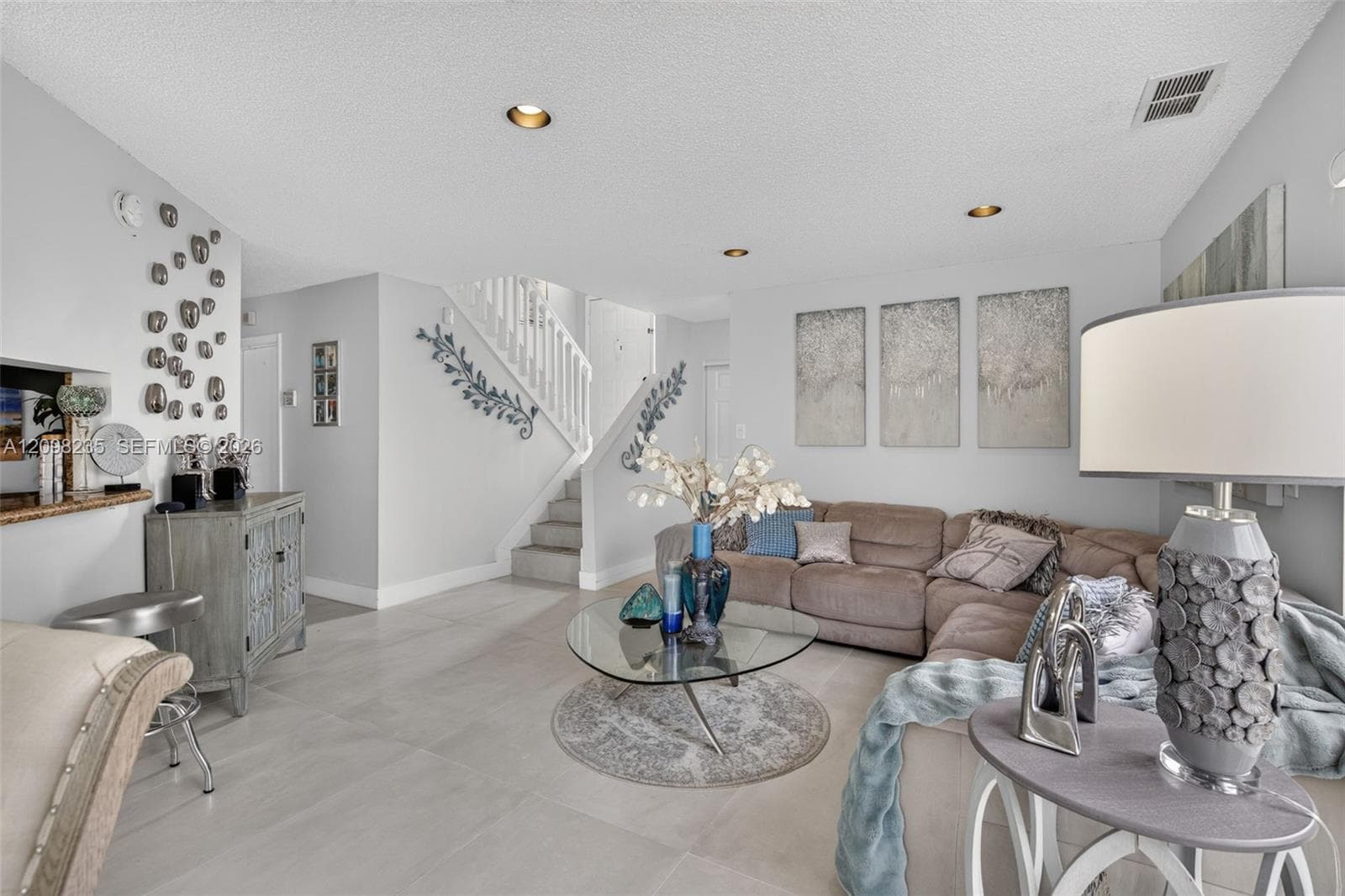 10747 NW 37th Pl, Sunrise FL 33351