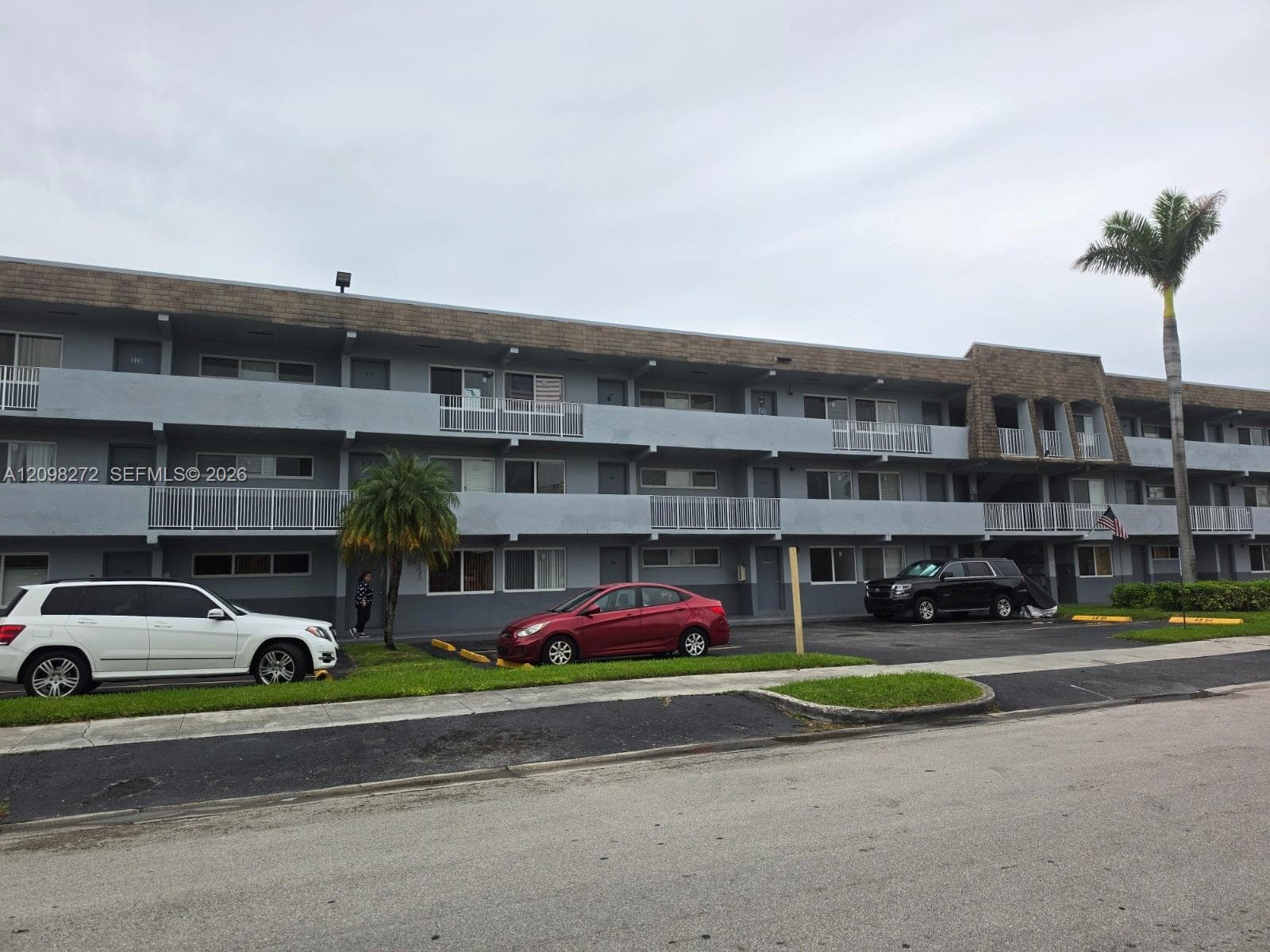 11195 SW 1st St # 217, Sweetwater FL 33174