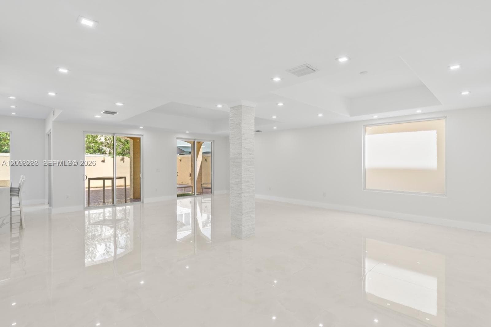 21227 NE 31st Pl, Aventura FL 33180