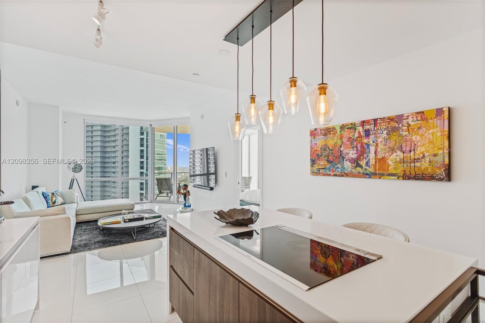 851 NE 1st Ave # 3707, Miami FL 33132