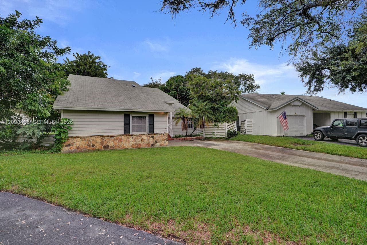 14978 SW 143rd Pl, Miami FL 33186