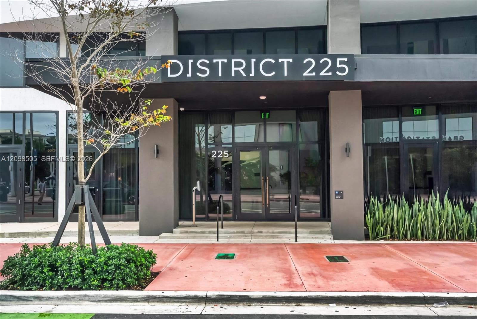 225 N Miami Ave # 2208, Miami FL 33128