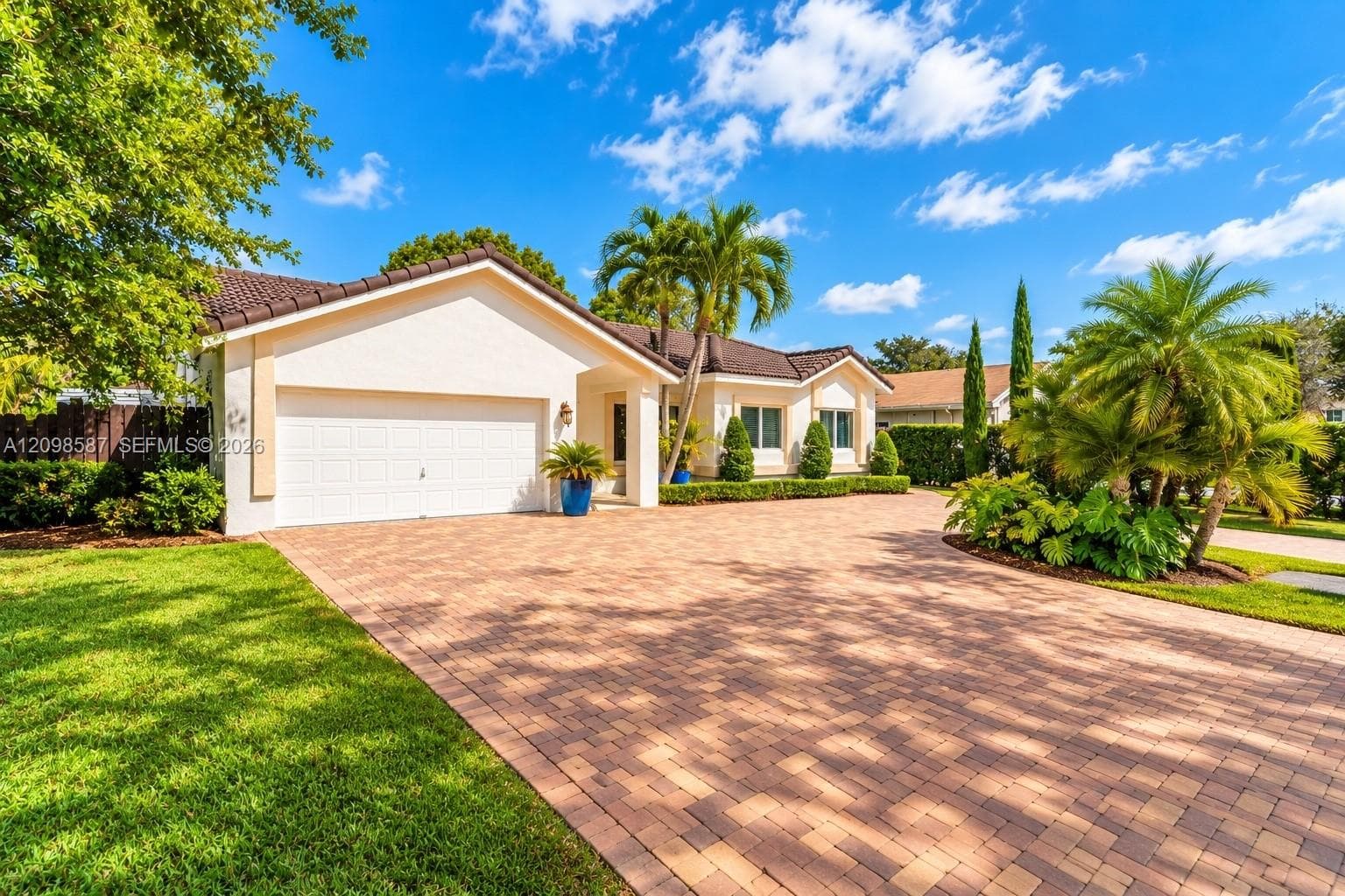 15325 SW 54th Ter, Miami FL 33185