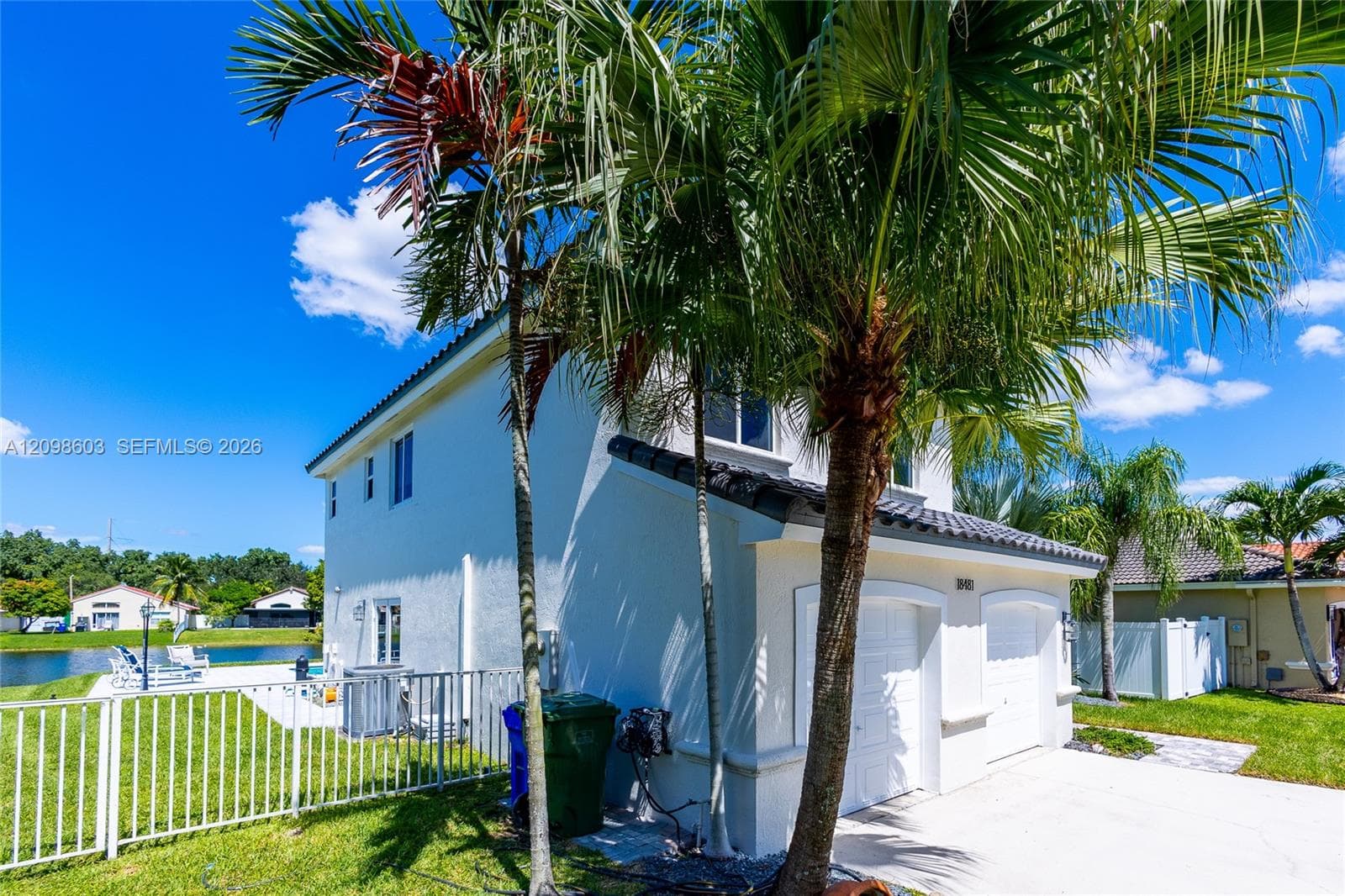18481 NW 24th St, Pembroke Pines FL 33029