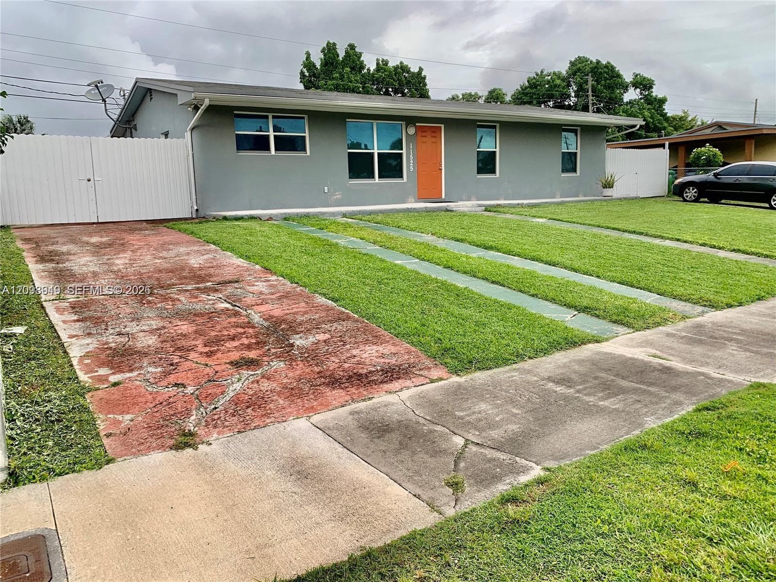11525 SW 187th Ter, Miami FL 33157