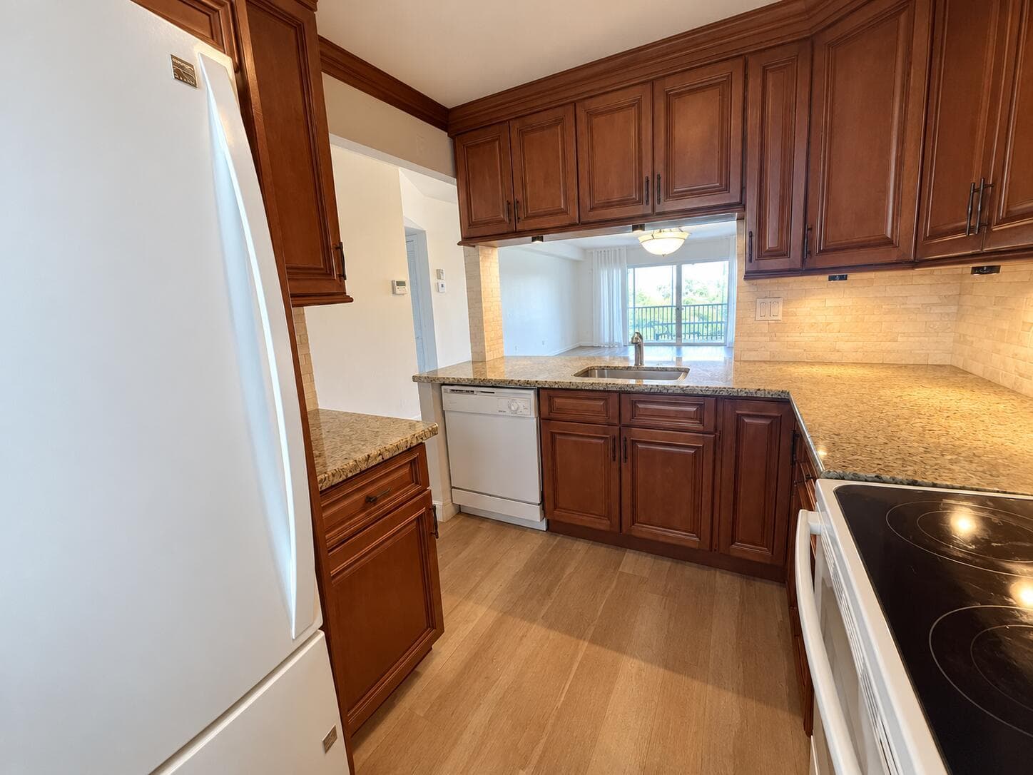 1427 E Hillsboro Boulevard Apt 528, Deerfield Beach FL 33441