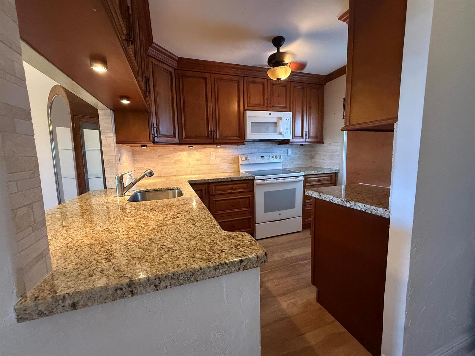 1427 E Hillsboro Boulevard Apt 528, Deerfield Beach FL 33441