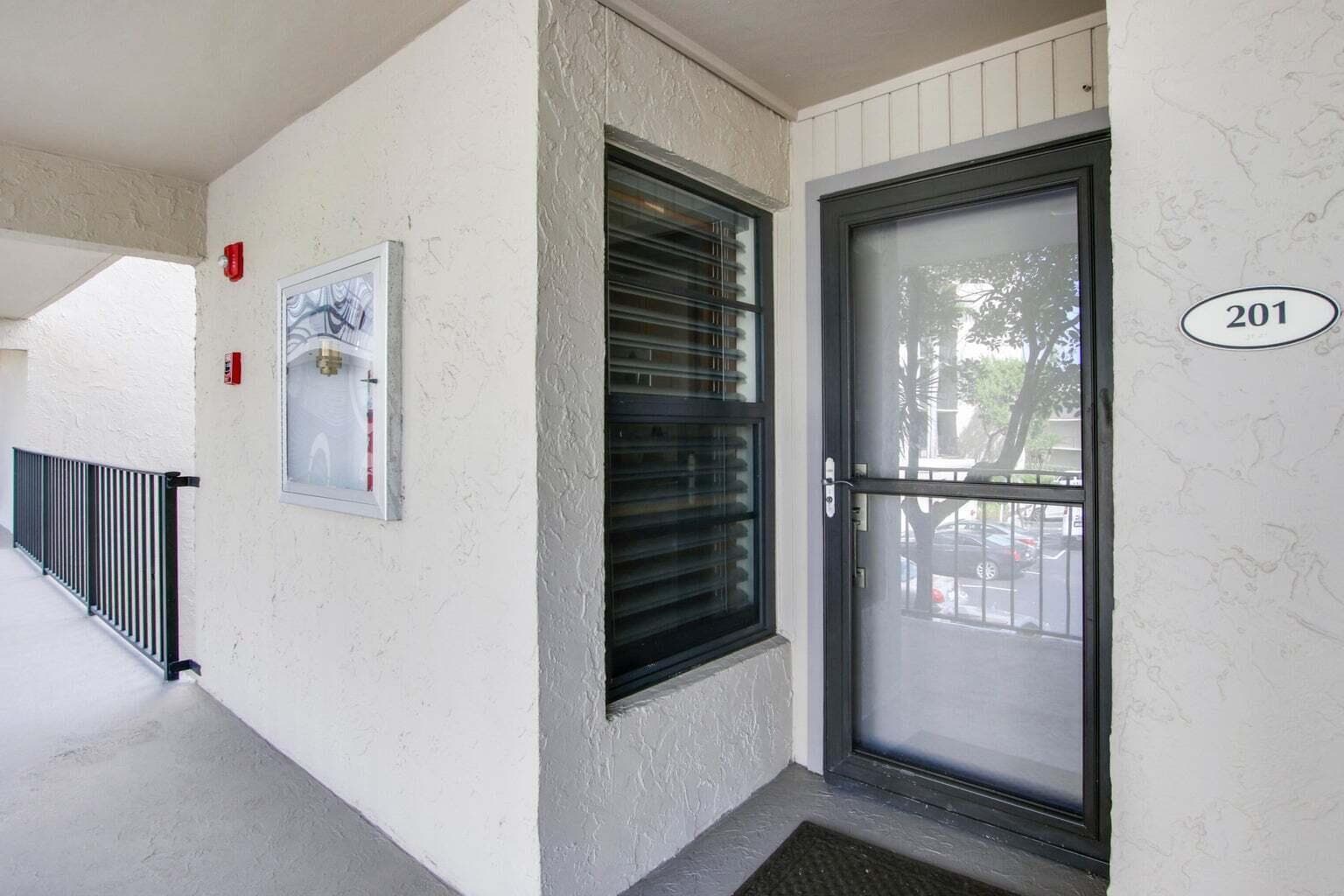 8 Royal Palm Way # 2010, Boca Raton FL 33432