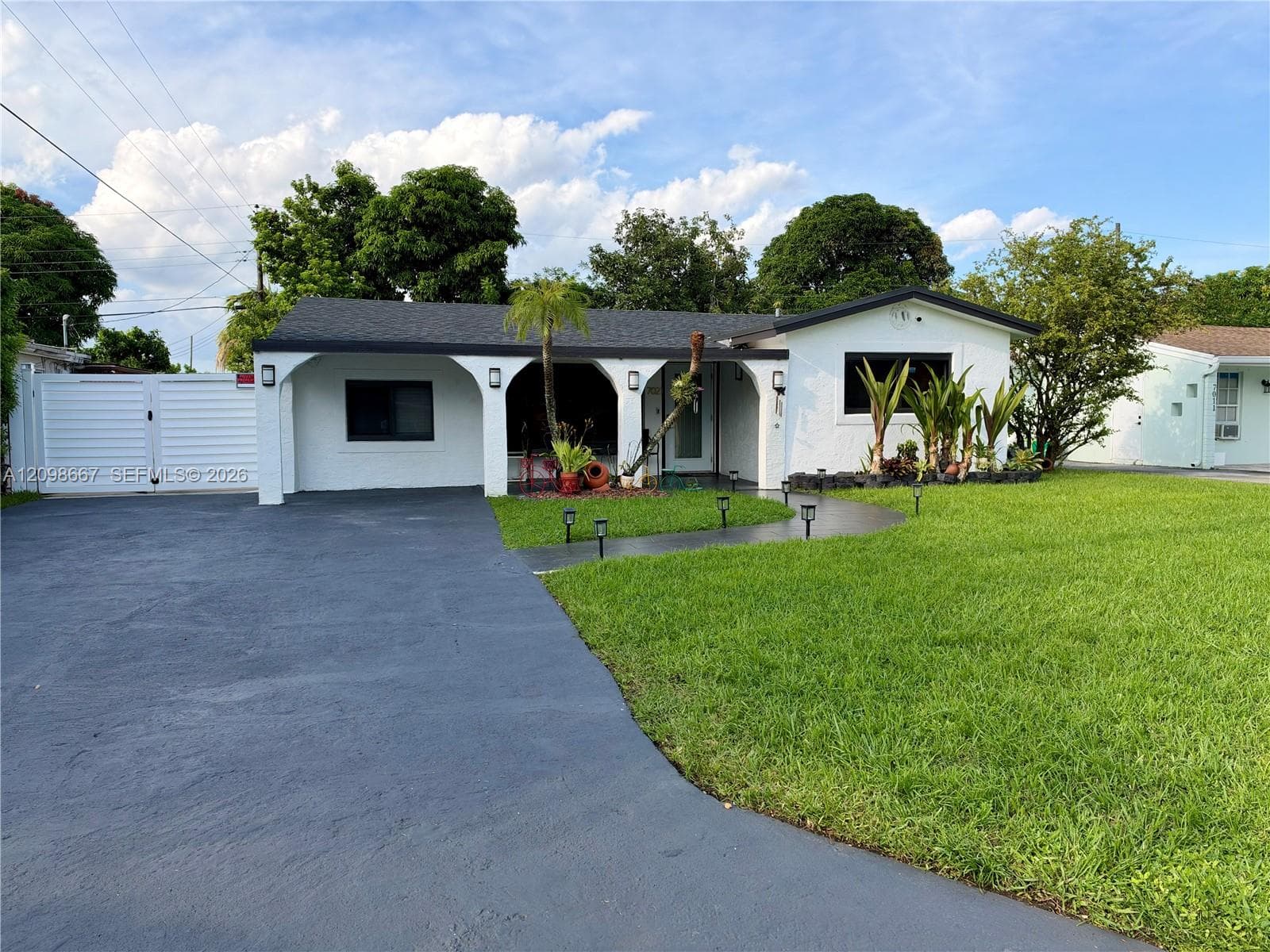 7021 SW 28th St, Miramar FL 33023