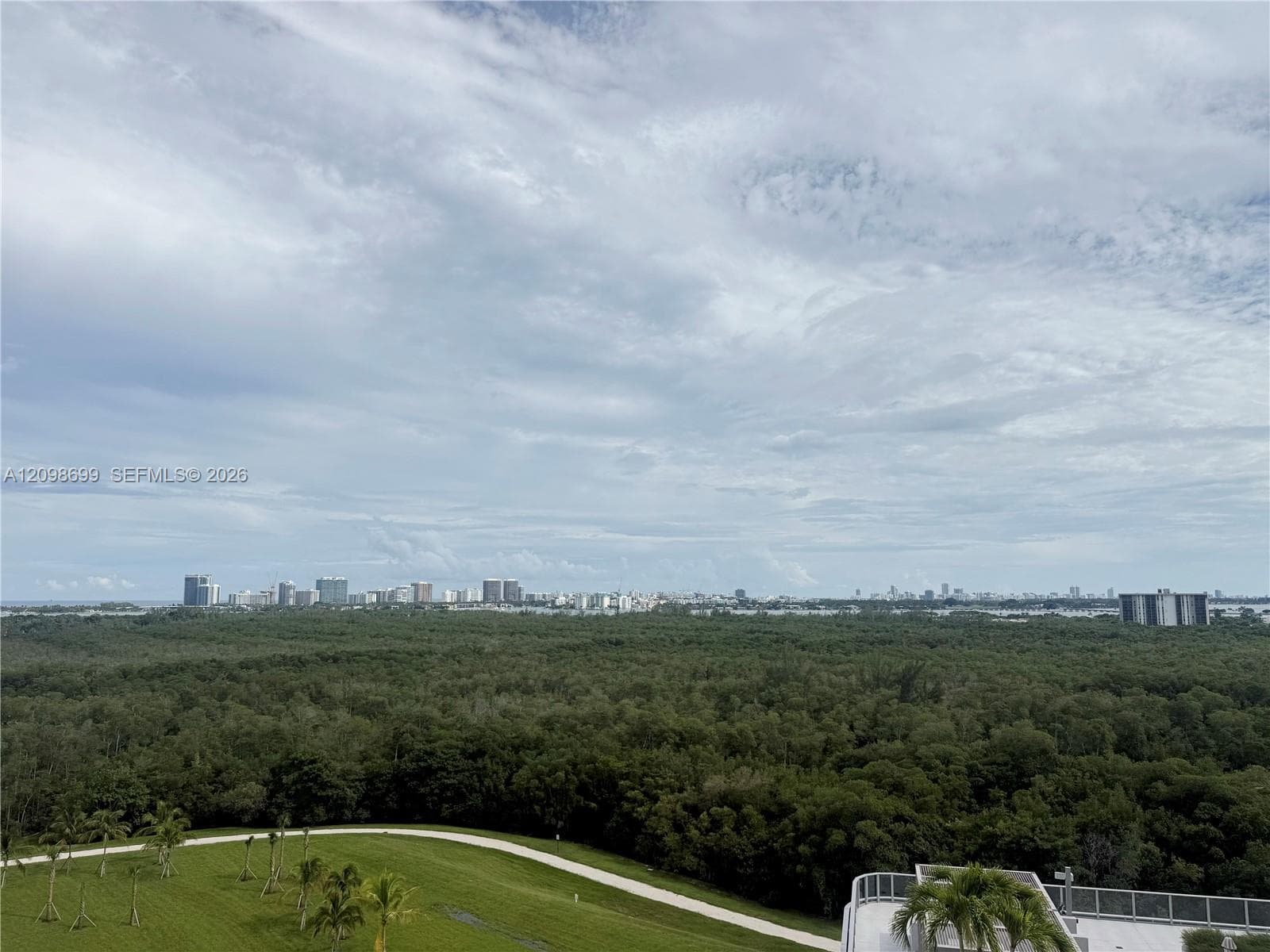 2411 Laguna Circle # 901, North Miami FL 33181