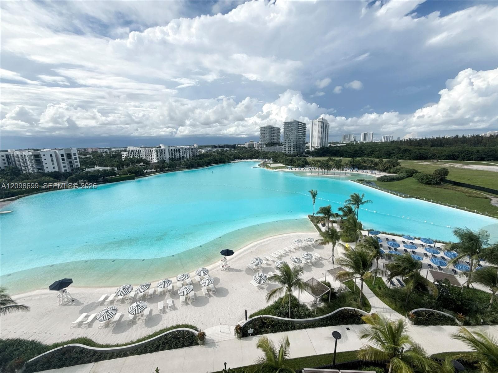 2411 Laguna Circle # 901, North Miami FL 33181
