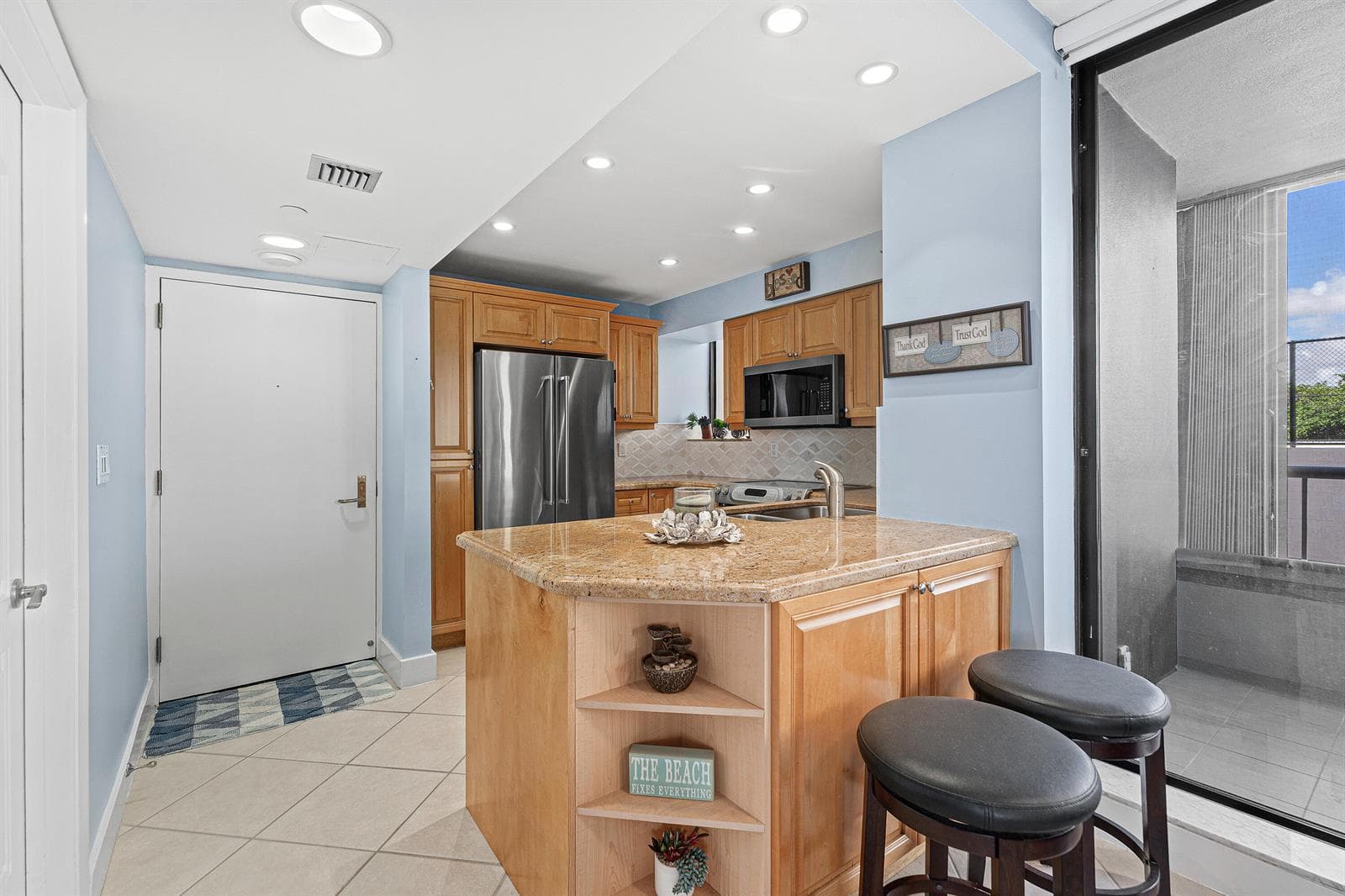 5250 N OCEAN Drive # 3N, Singer Island FL 33404