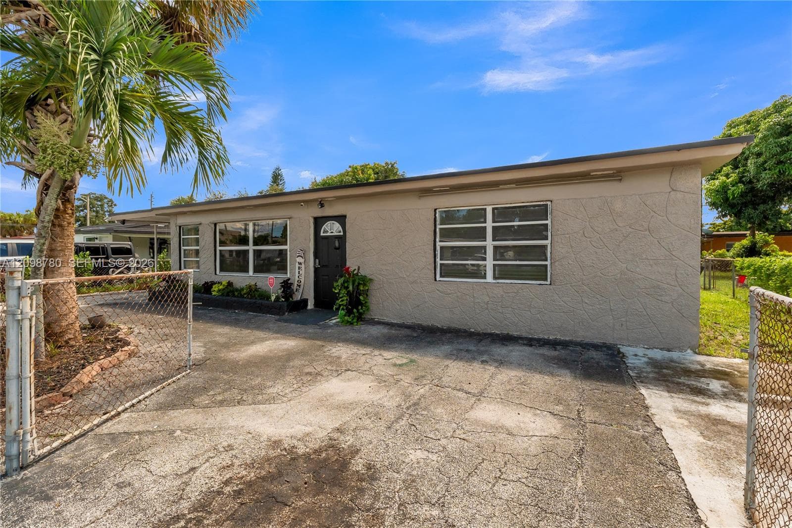 2308 NW 13th Ct, Fort Lauderdale FL 33311