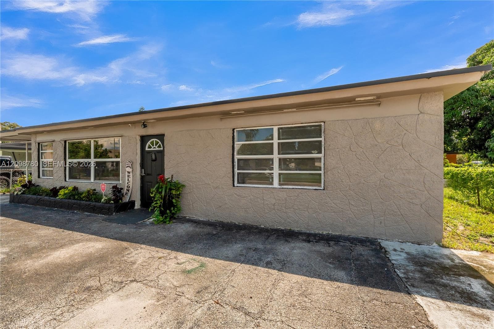 2308 NW 13th Ct, Fort Lauderdale FL 33311