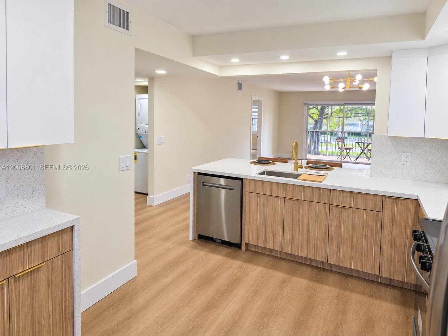 12600 SW 5th Ct # 207L, Pembroke Pines FL 33027