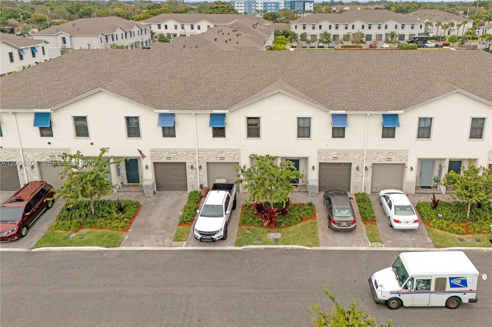369 NW 8th Ct, Pompano Beach FL 33060