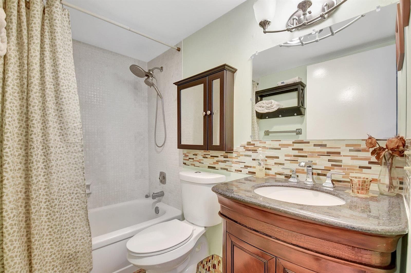 400 Village Green Circle W # 212, Palm Springs FL 33461