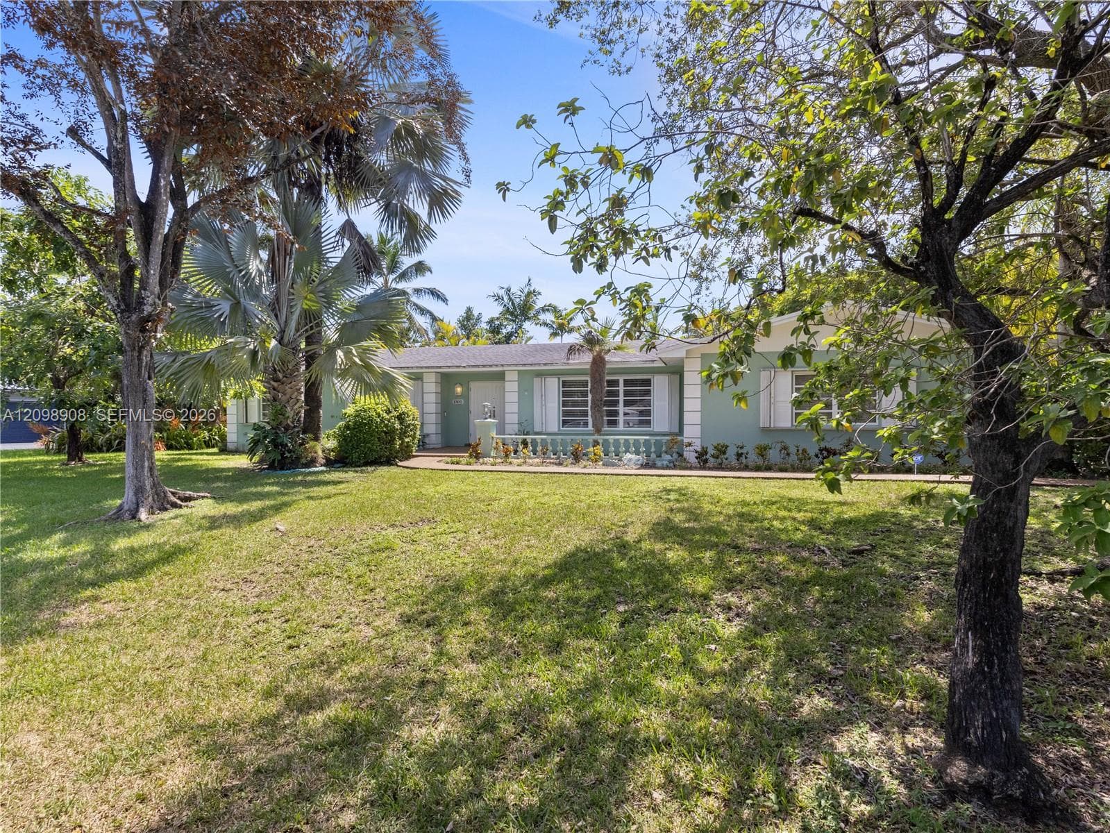 10100 SW 133rd St, Miami FL 33176
