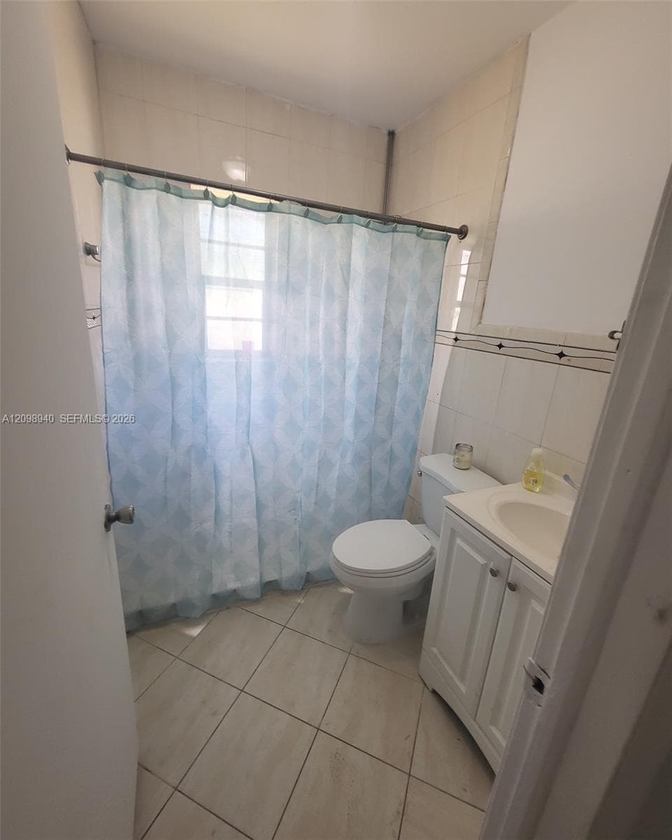 6700 SW 30th St, Miami FL 33155