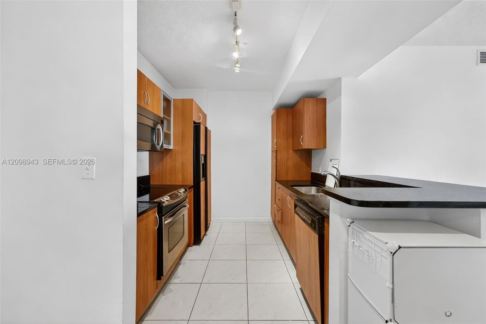 18800 NE 29th Ave # 904, Aventura FL 33180