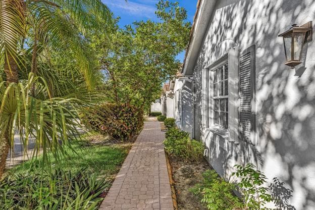 5190 SABAL GARDENS Lane # 6, Boca Raton FL 33487