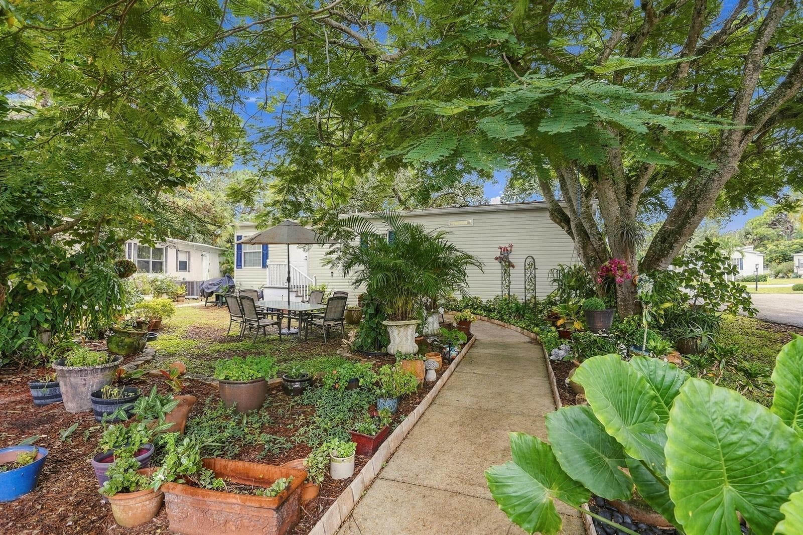 2555 Pga Boulevard # 37, Palm Beach Gardens FL 33410