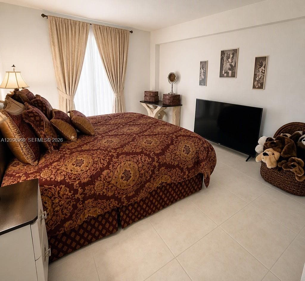 201 180th Dr # 202, Sunny Isles Beach FL 33160
