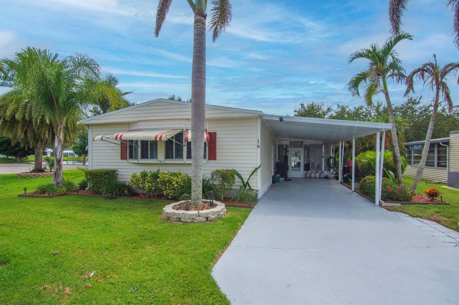 16 Santa Maria Court, Port St. Lucie FL 34952