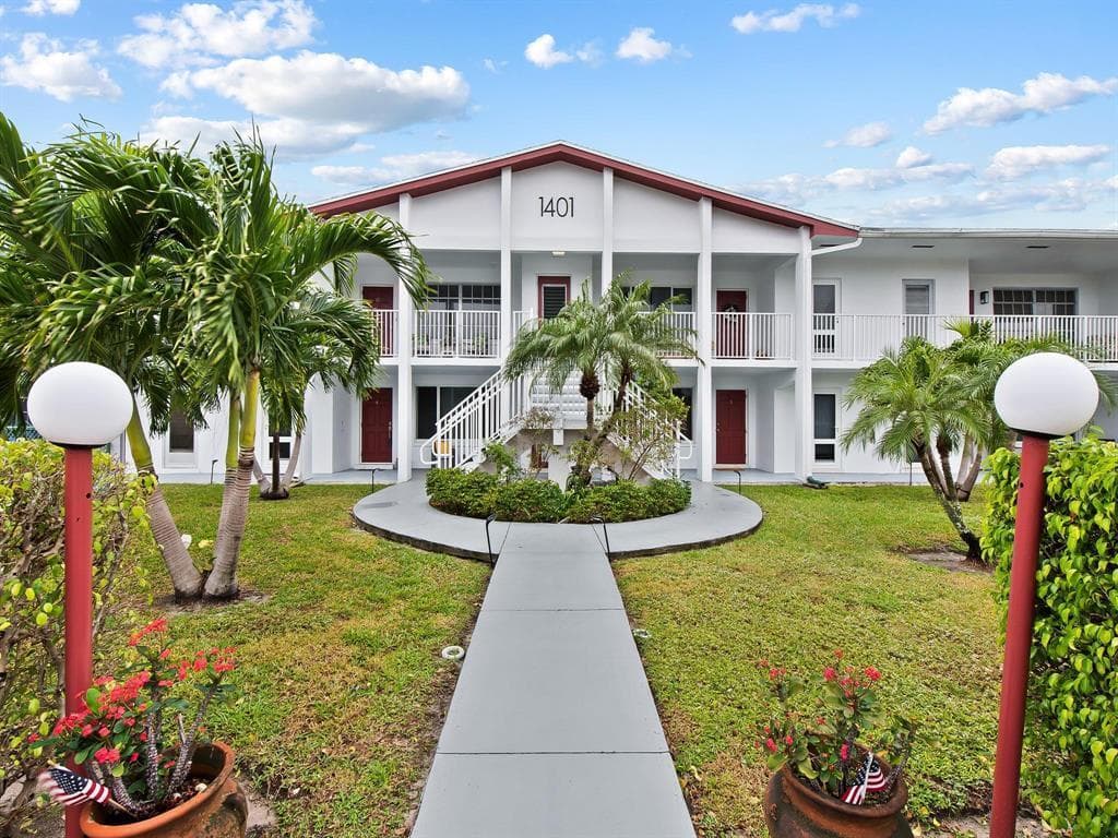 1401 SE 7TH Avenue # 9, Pompano Beach FL 33060