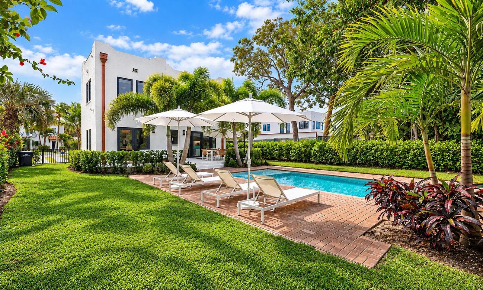 225 Monroe Drive, West Palm Beach FL 33405