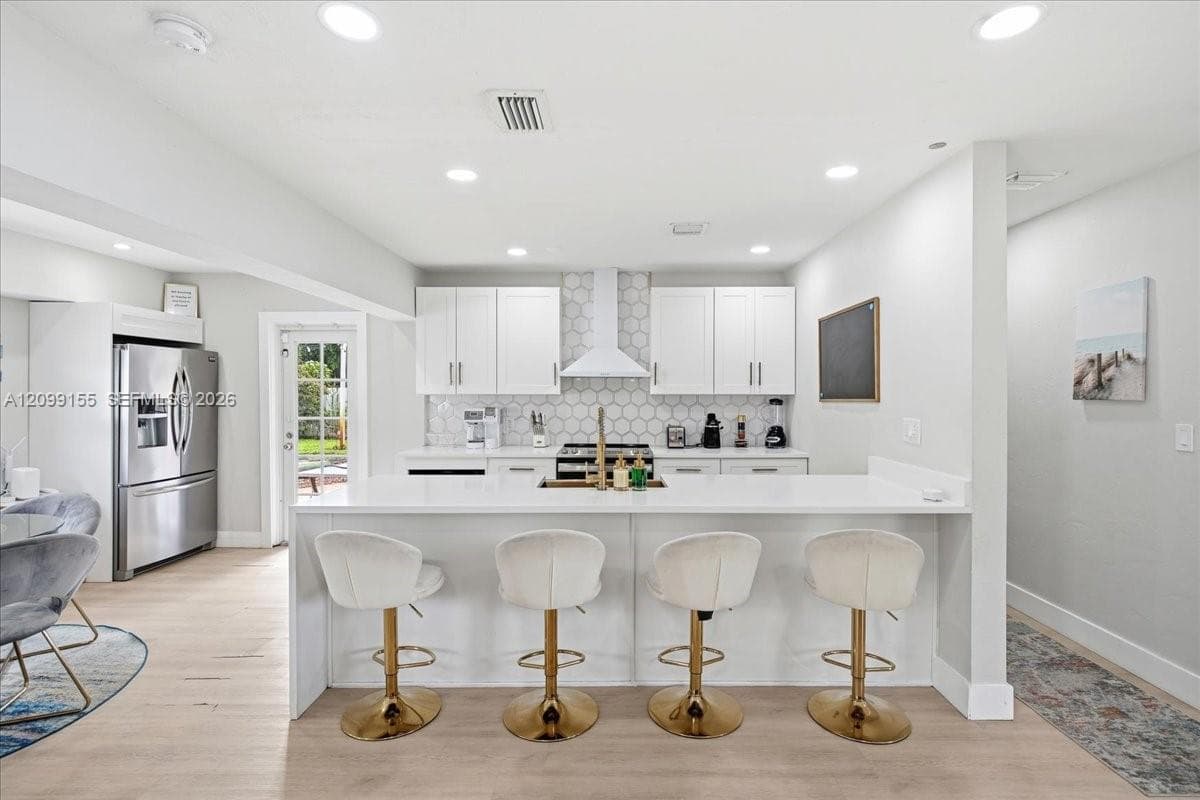 1612 NW 10th Ave, Fort Lauderdale FL 33311