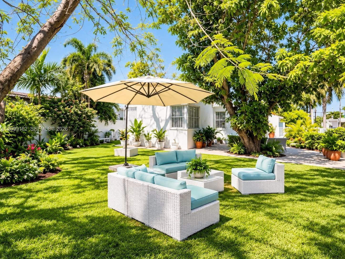 6910 Rue Notre Dame, Miami Beach FL 33141