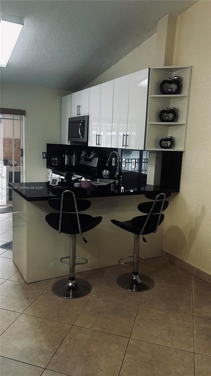 10939 W Okeechobee Rd # 201, Hialeah Gardens FL 33018