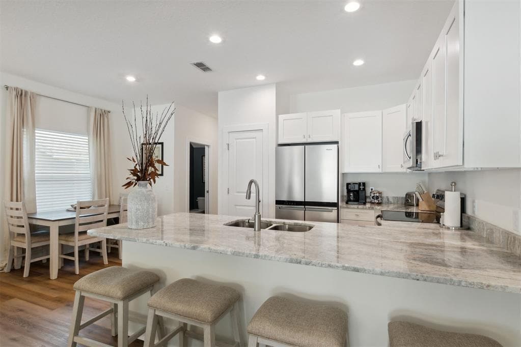 911 S 7TH Street, FL 32034