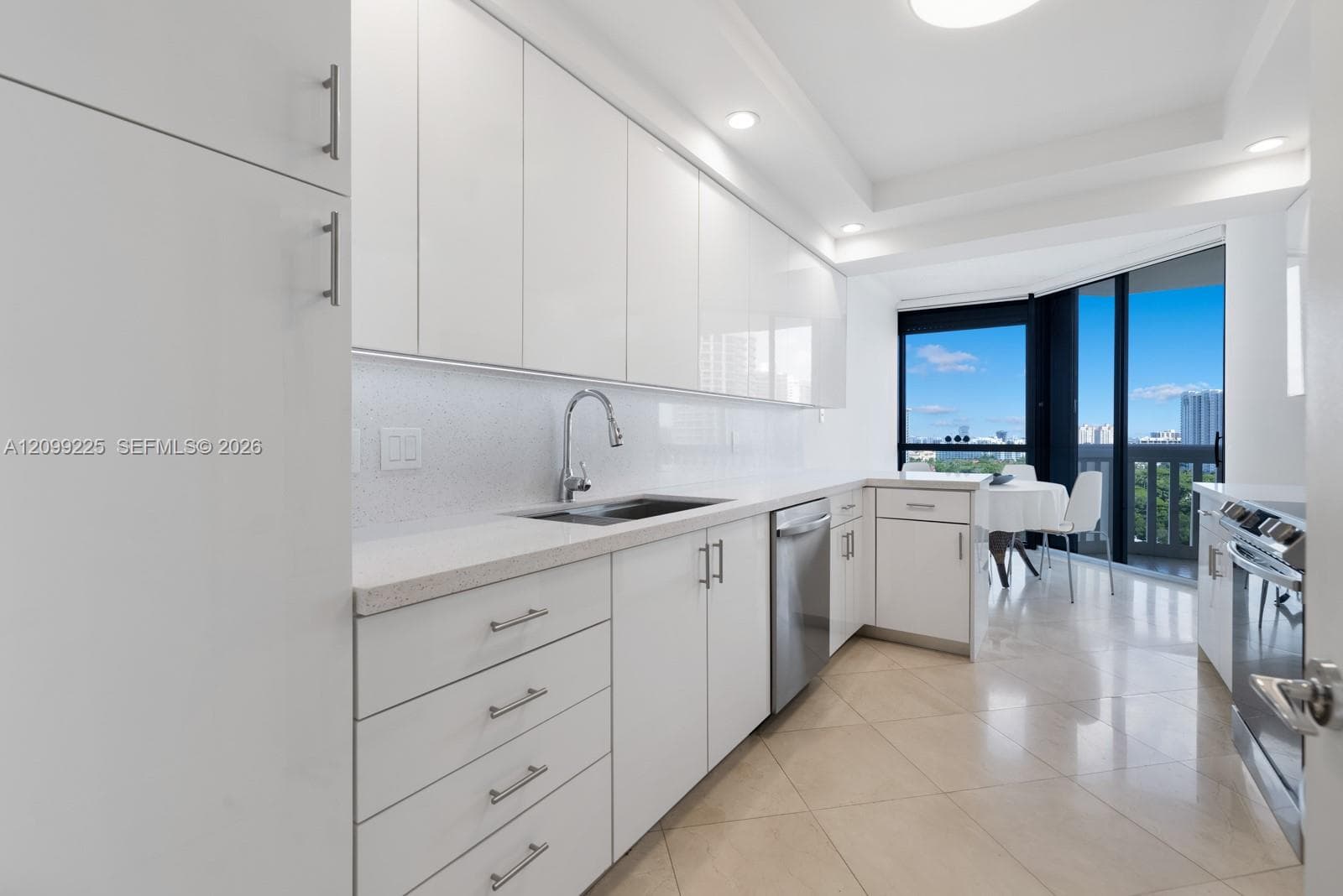 2000 Island Blvd # 1710, Aventura FL 33160