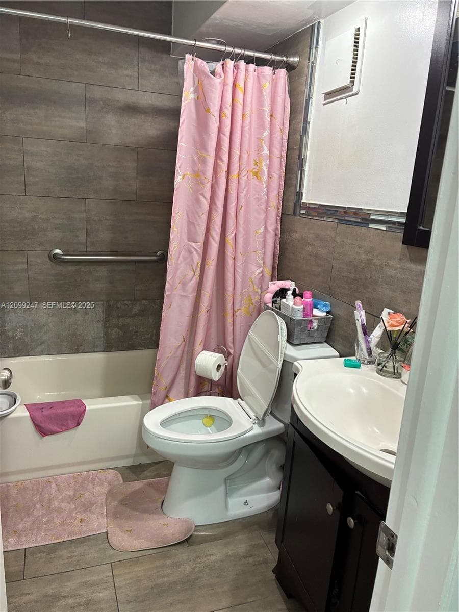 10815 SW 112th Ave # 201, Miami FL 33176