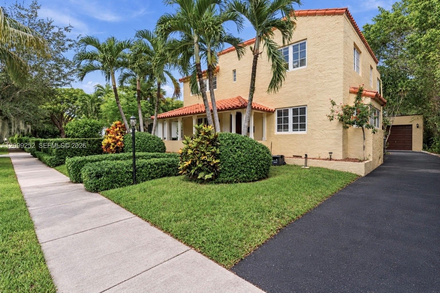1461 Certosa Ave, Coral Gables FL 33146
