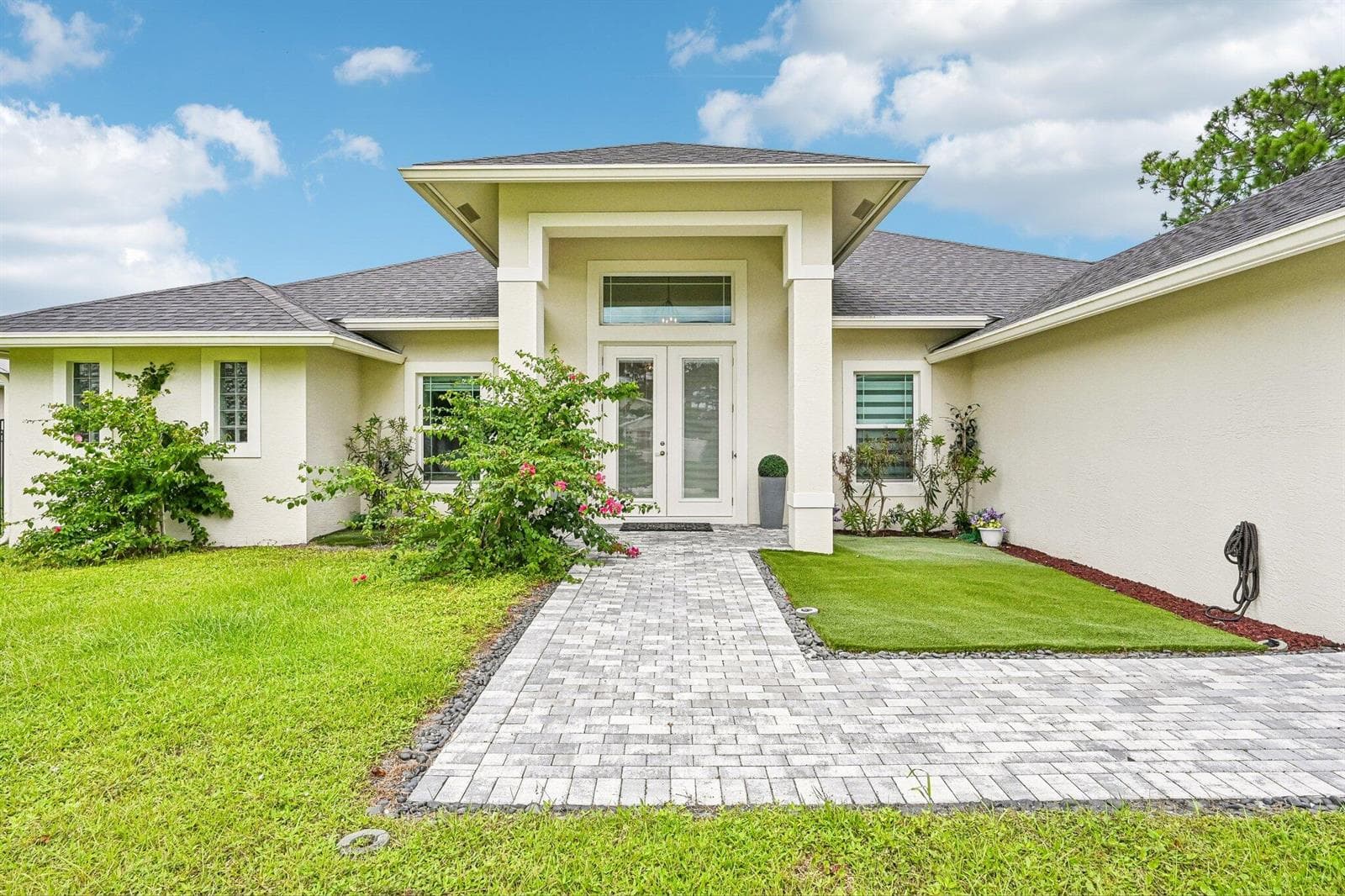 5803 NW CULEBRA Avenue, Port St. Lucie FL 34986