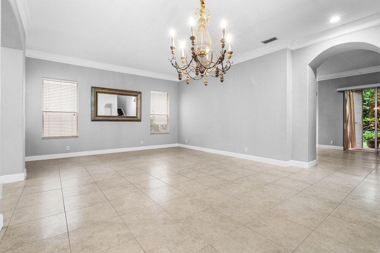 10 Country Lake Trail, Boynton Beach FL 33436