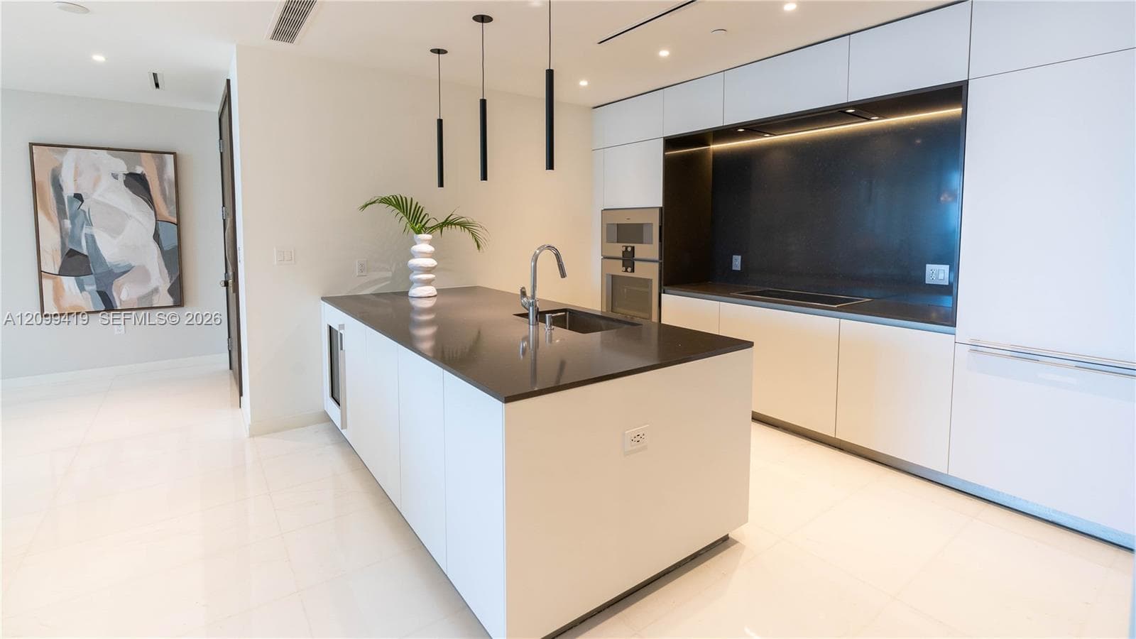 300 Biscayne Boulevard Way # 503C, Miami FL 33131