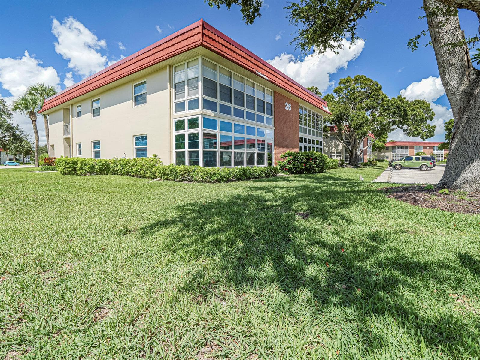 26 PINE ARBOR Lane # 201, Vero Beach FL 32962