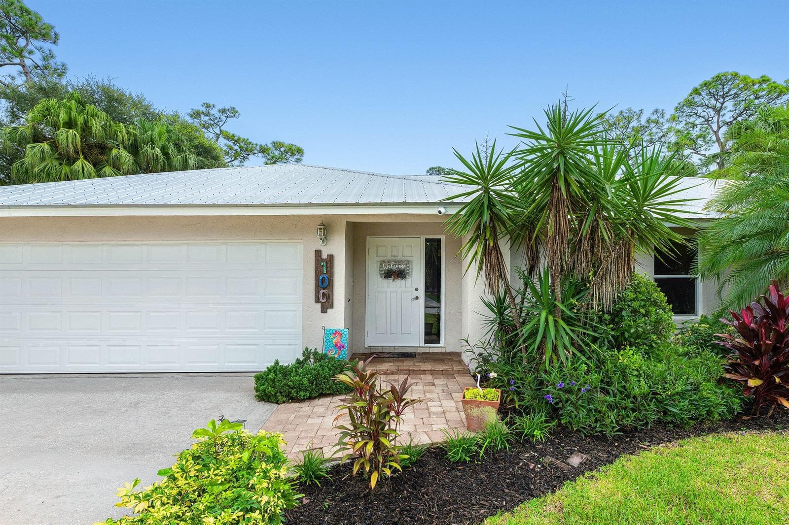 100 St Davids Way, Wellington FL 33414