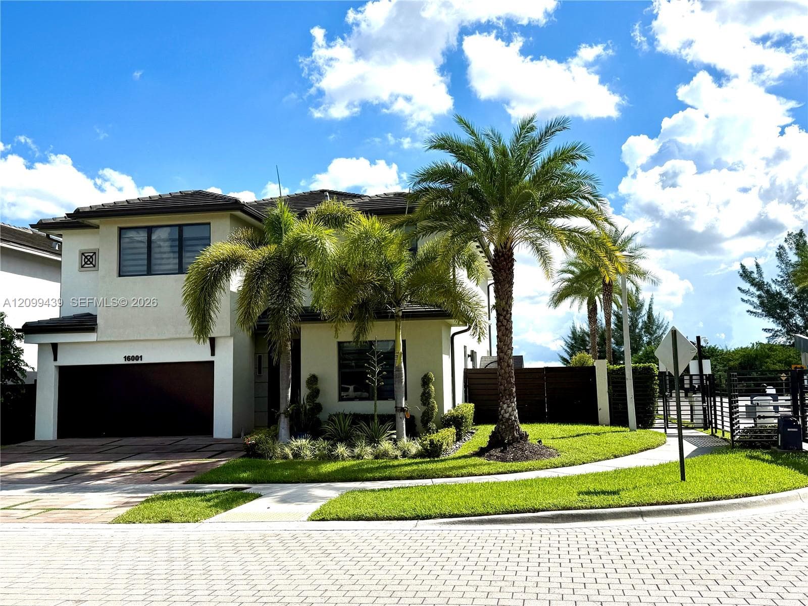 16001 NW 87th Ct, Miami Lakes FL 33018