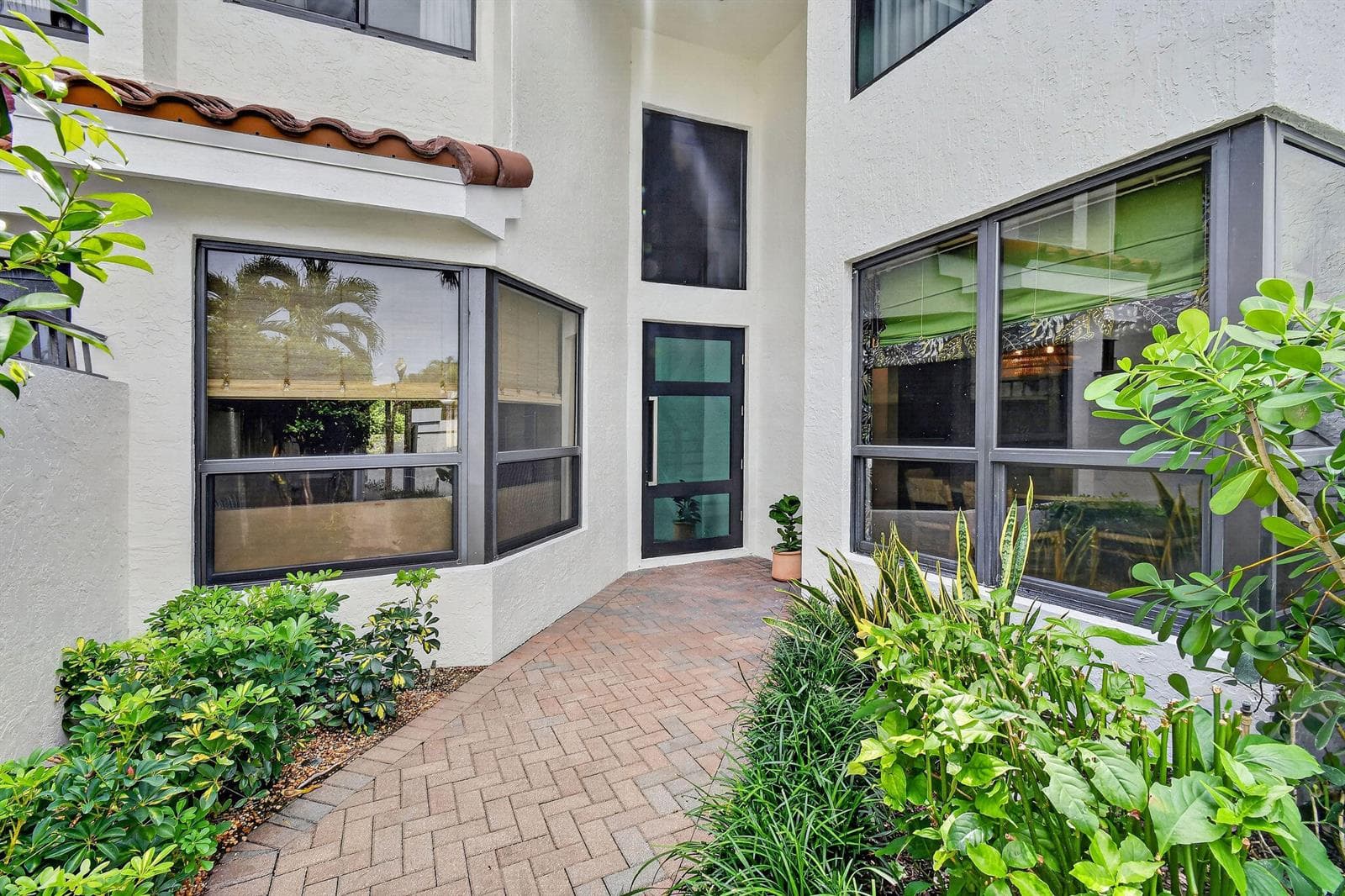 2025 La Porte Drive, Palm Beach Gardens FL 33410