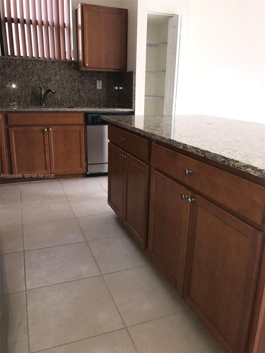 3452 SE 2nd Dr, Homestead FL 33033