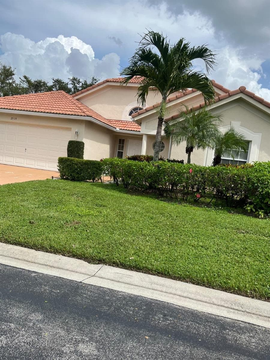 2519 EGRET LAKE Drive, FL 33413
